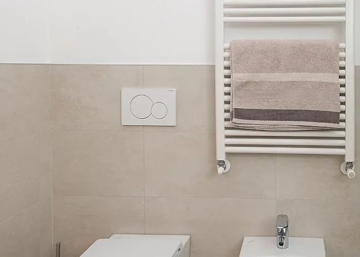 Brezza Di - Regarda Travel Λατζίζε