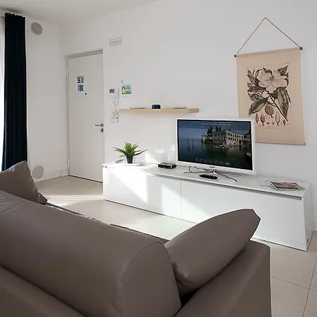 Brezza Di - Regarda Travel * Lazise